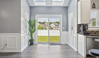 4 Bridle Path, Bayville, NJ 08721