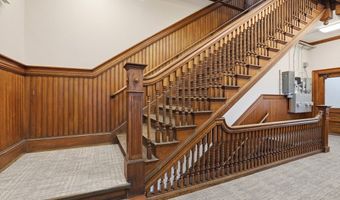 45 Main St 6, Amesbury, MA 01913