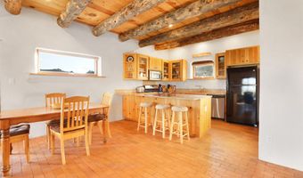 21 Canjilon St, Abiquiu, NM 87510