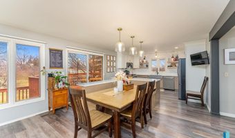 609 S Splitrock Blvd, Brandon, SD 57005