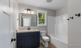 10613 68th Ave, Allendale, MI 49401