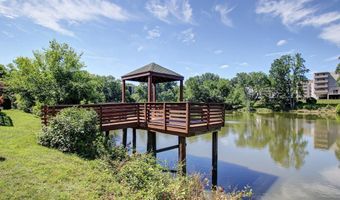 7530 WESTLAKE Ter 45, Bethesda, MD 20817