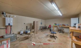 45 E Main St, Byron, WY 82412