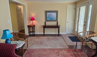 184 Carriage Hill Rd, Brattleboro, VT 05301