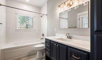 448 SW C St, Bentonville, AR 72712