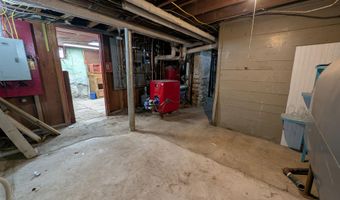 134 Kenduskeag Ave, Bangor, ME 04401