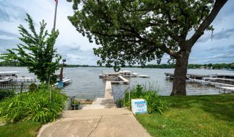 25063 W 3rd St, Antioch, IL 60002