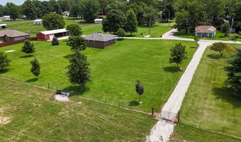 317 N Thurmond Ave, Ash Grove, MO 65604