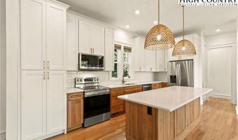 139 Nettles Ridge Rd, Banner Elk, NC 28604