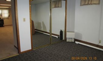 700 E 17th St, Atlantic, IA 50022
