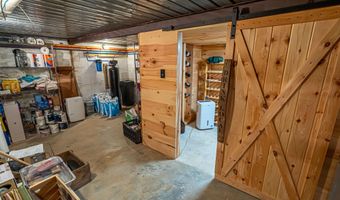 142 NE Hillside Dr, Abingdon, VA 24210
