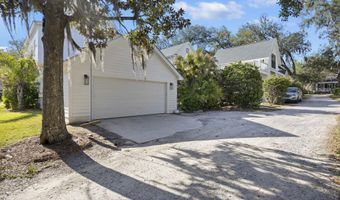 107 Bryan Dr, Beaufort, SC 29902