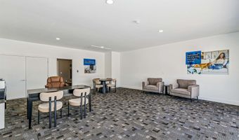 200 W Boxthorn Dr, Andover, KS 67002