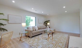 1729 N Mitchell Ave, Arlington Heights, IL 60004