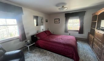 157 Main Rd, Abbot, ME 04406