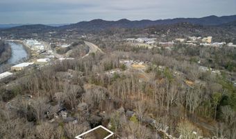 26 Hibriten Dr, Asheville, NC 28801