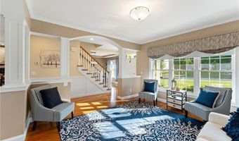 102 Fairhaven Rd, Cumberland, RI 02864