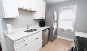 435 Ruth St, Bridgeport, CT 06606