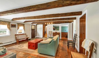 88 Harriman Hill Rd, Raymond, NH 03077