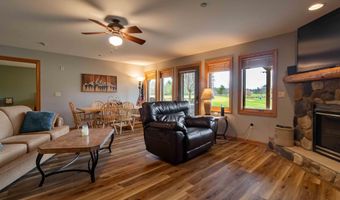 1824-2 Parkland Dr 0602, Arkdale, WI 54613