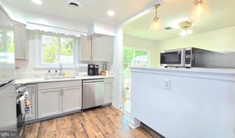 99 SPRINGFIELD Rd, Aldan, PA 19018