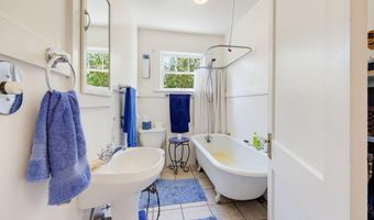363 Beach St, Ashland, OR 97520