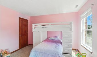 5756 Cherokee Ct, Bargersville, IN 46106