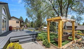 2807 NE Lotno Dr, Bend, OR 97701