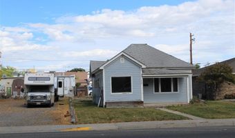 1435 Beck Ave, Cody, WY 82414