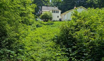 25 Charles St, Belfast, ME 04915