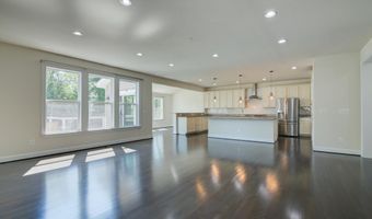 23685 KILKERRAN Dr, Aldie, VA 20105