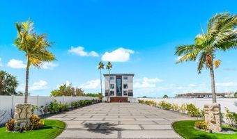 811 N SHORE Dr, Anna Maria, FL 34216