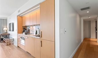 383 Kalaimoku St 1916, Honolulu, HI 96815