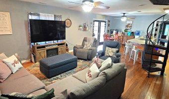 306 Huckeba Dr, Apalachicola, FL 32320