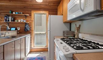 13569 Valerian Ah3, Black Butte Ranch, OR 97759