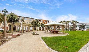 803 Kennebeck Ct, San Diego, CA 92109