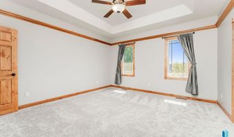 1817 W Ashton Trl, Brandon, SD 57005