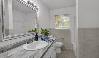 2505 Shady Ln, Biloxi, MS 39531