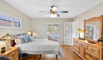 727 FLAMINGO Dr, Apollo Beach, FL 33572