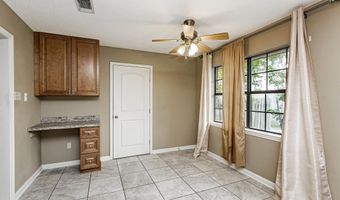 12212 Lazy Oaks Dr, Baker, LA 70714