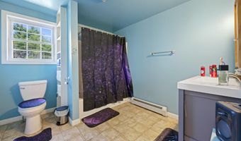301 Bog Rd, Albion, ME 04910