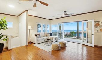 5145 San Aquario Dr, San Diego, CA 92109