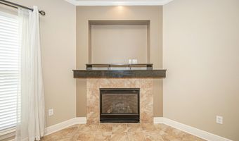 745 Champagne Dr, Biloxi, MS 39532