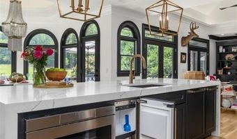 1104 HAZELTINE Ln NW, Kennesaw, GA 30152