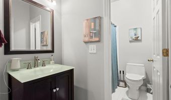 4020 Walnut Creek Trl, Alpharetta, GA 30005