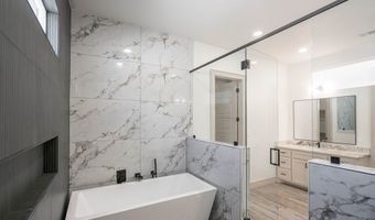 9 NE Armlei Dr, Andrews, TX 79714