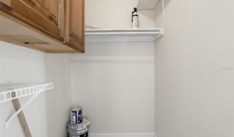 550 ORANGE Dr 5, Altamonte Springs, FL 32701