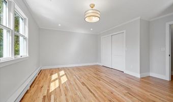 94 Carman Pl, Amityville, NY 11701