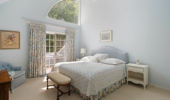 44 Hale Ln, Darien, CT 06820