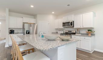 2095 Marietta Cir Plan: ELLE, Ash, NC 28420